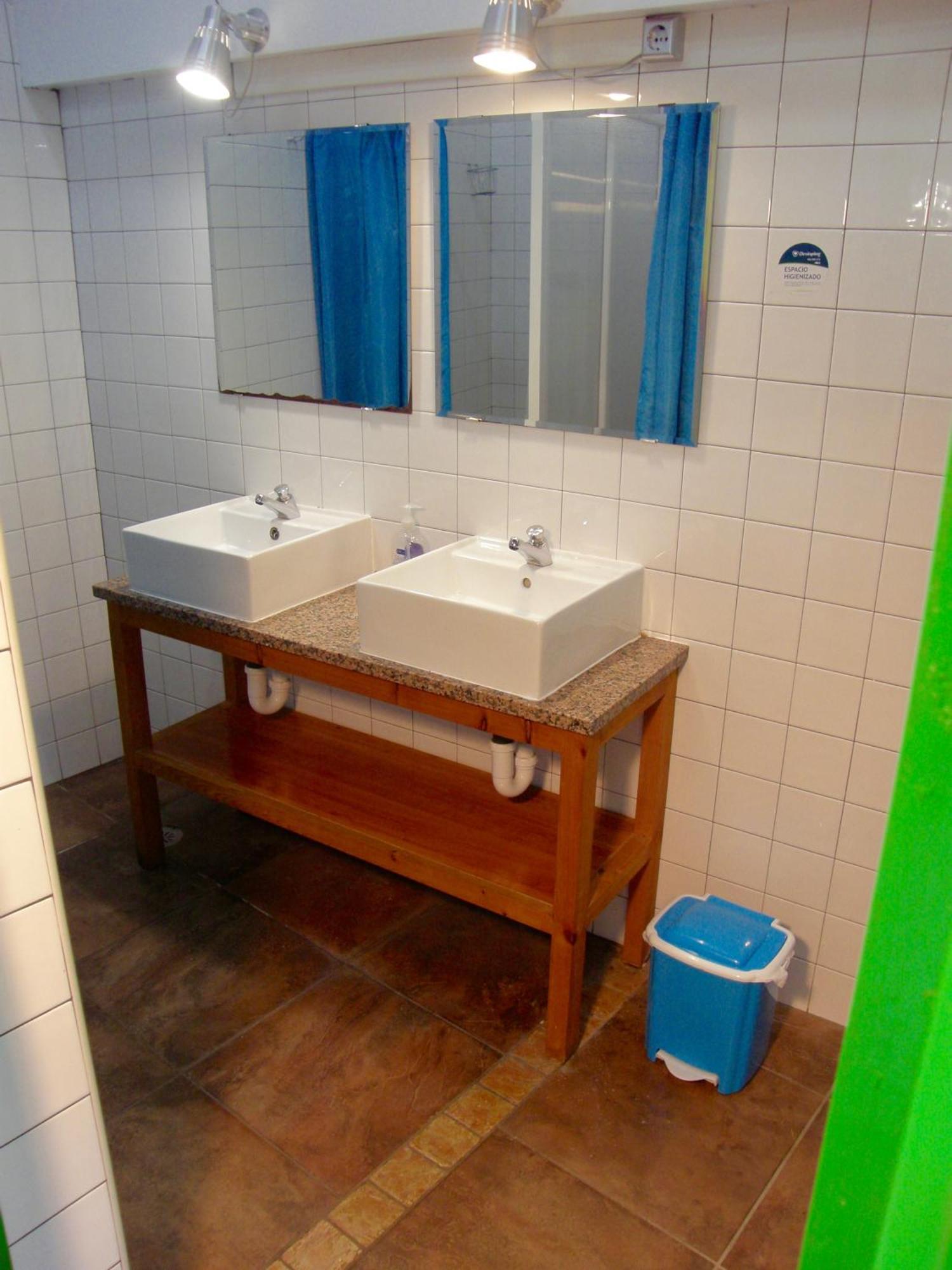 Albergue San Bruno Moratinos ภายนอก รูปภาพ