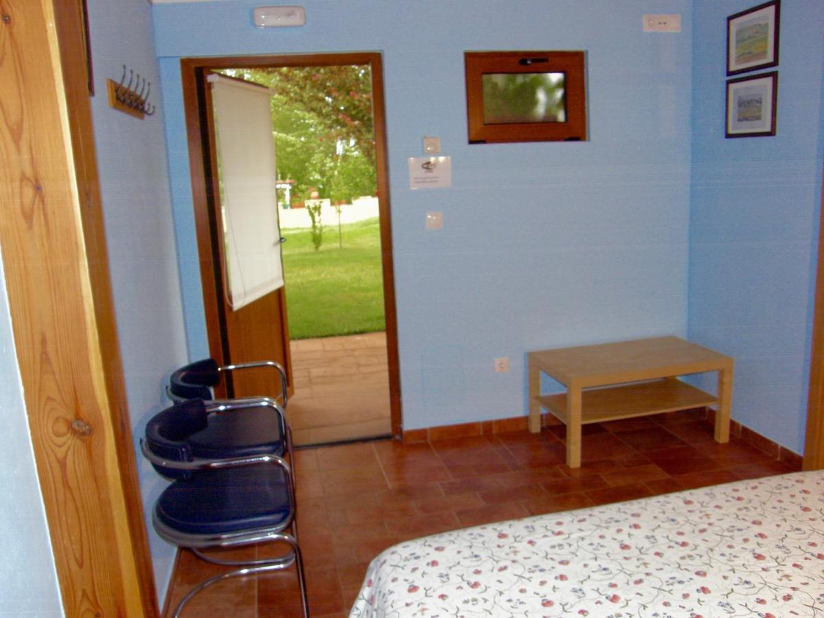 Albergue San Bruno Moratinos ภายนอก รูปภาพ