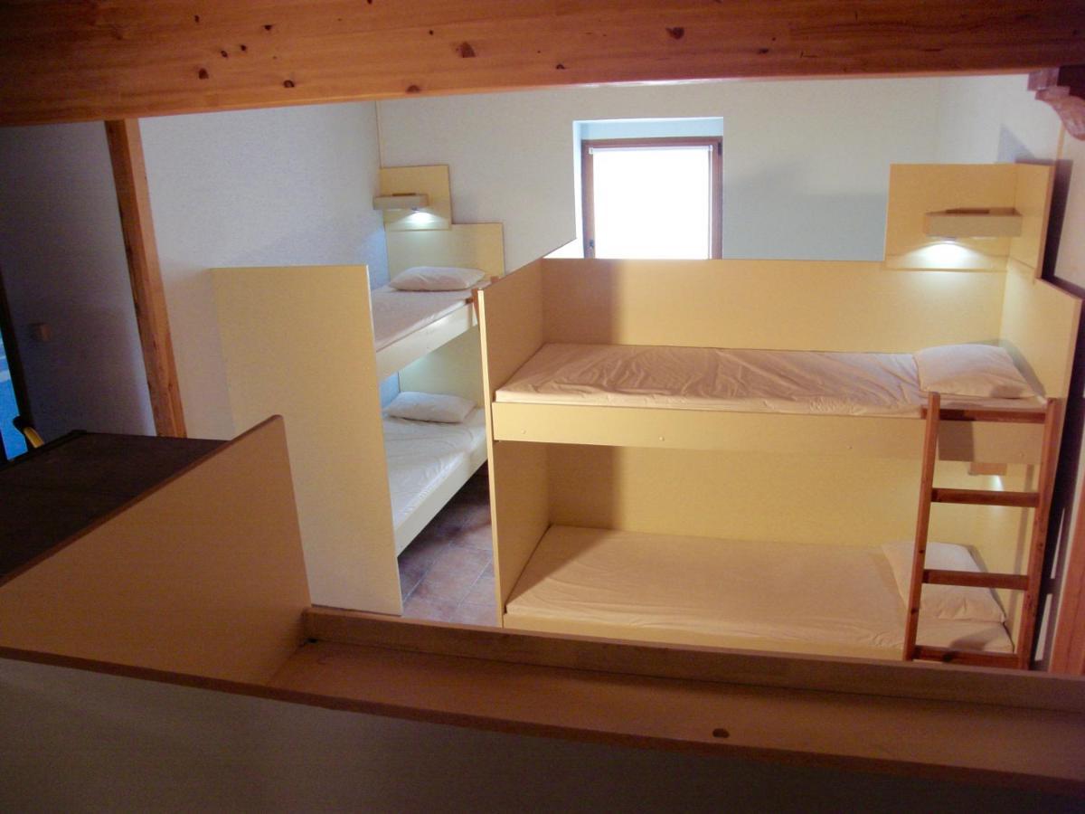 Albergue San Bruno Moratinos ภายนอก รูปภาพ
